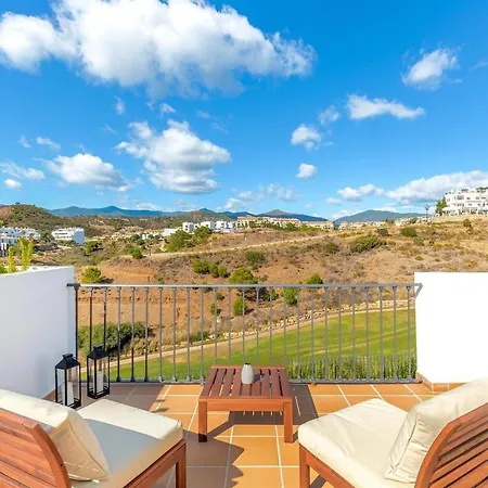 Amazing View To Golf Courses 14 Pax Villa